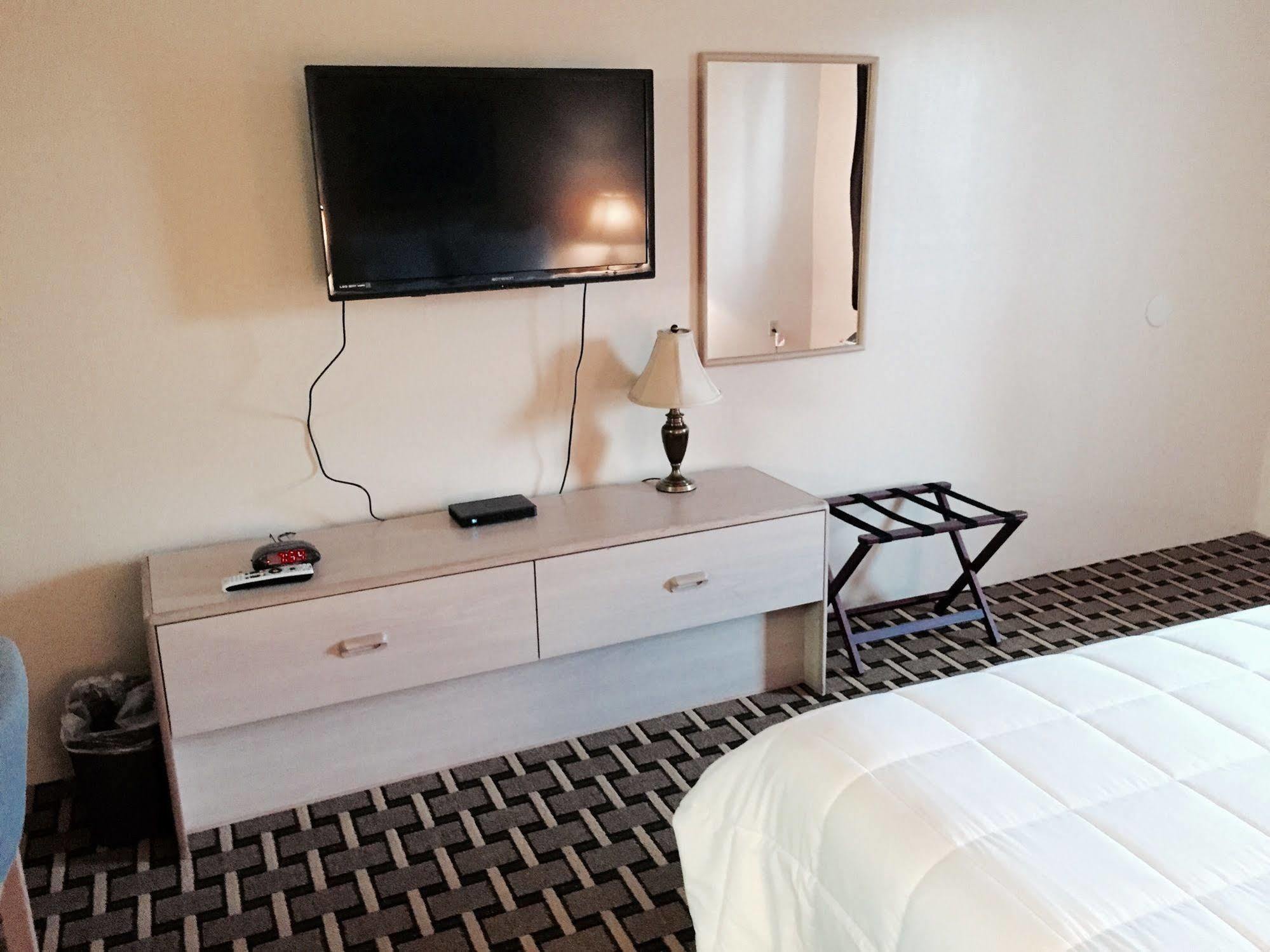 Palms Garden Inn Ellisville Extérieur photo