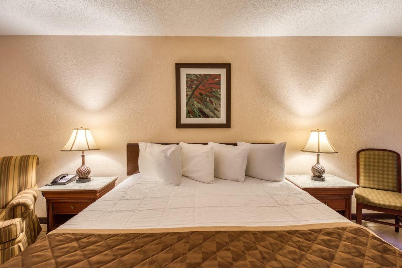 Palms Garden Inn Ellisville Extérieur photo