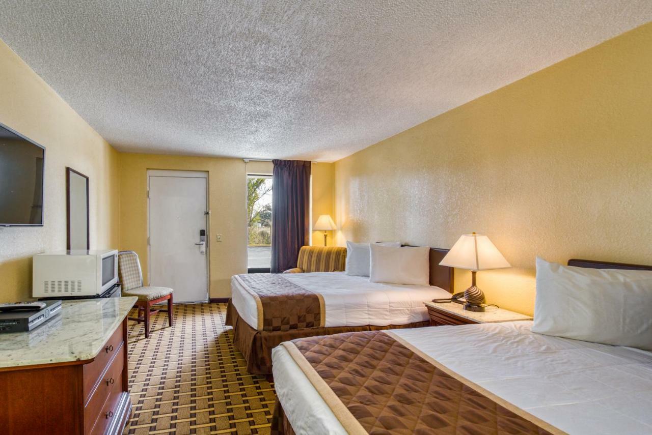Palms Garden Inn Ellisville Extérieur photo